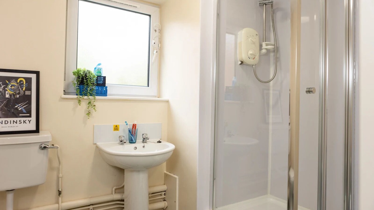 Photo of Bathroom in Sutton Bonington