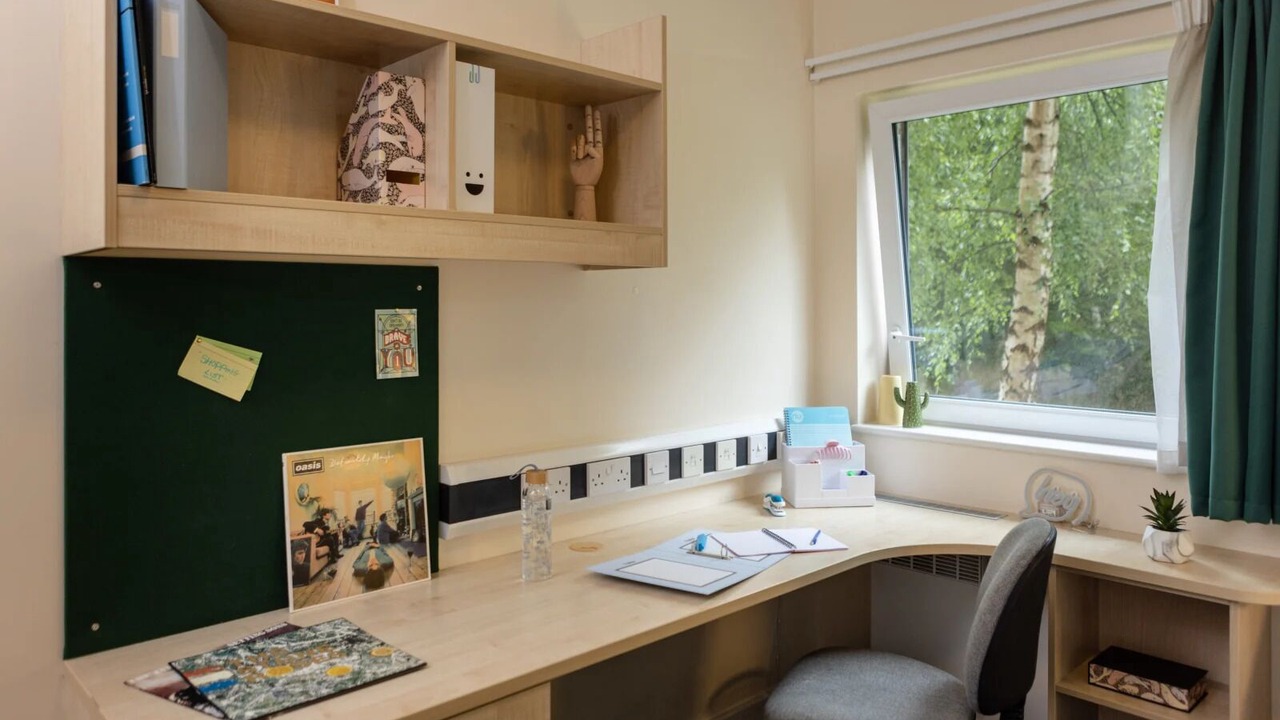 Photo of Bedroom in Sutton Bonington