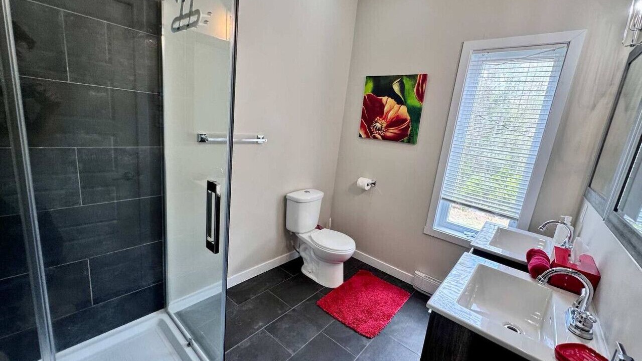 Photo of Bathroom in Chertsey