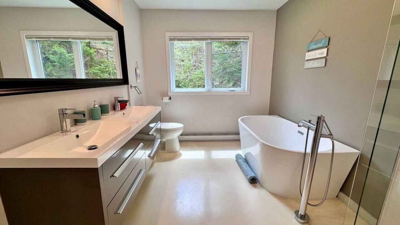 Photo of Bathroom in Chertsey