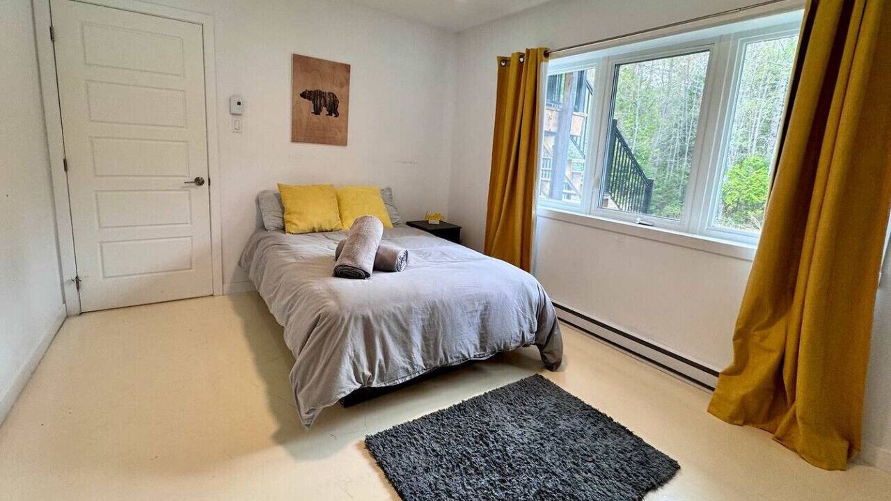 Photo of Bedroom in Chertsey