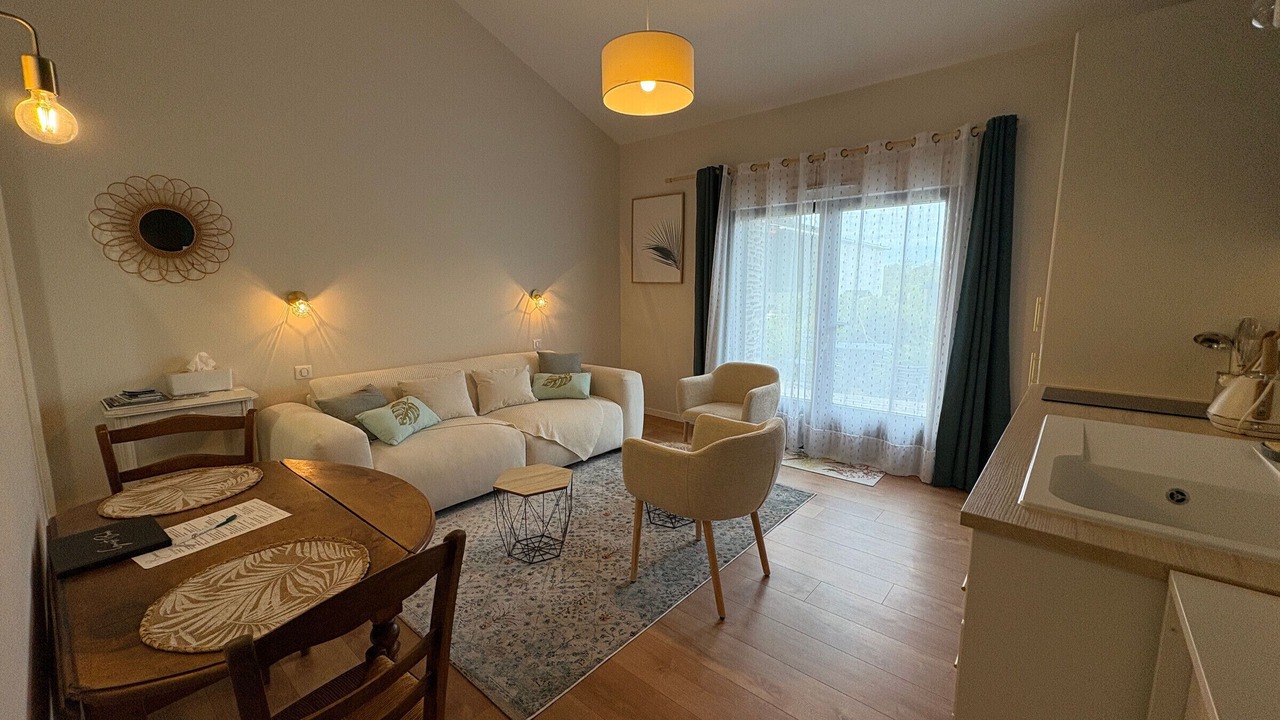 Photo of Livingroom in Port-Saint-Pere
