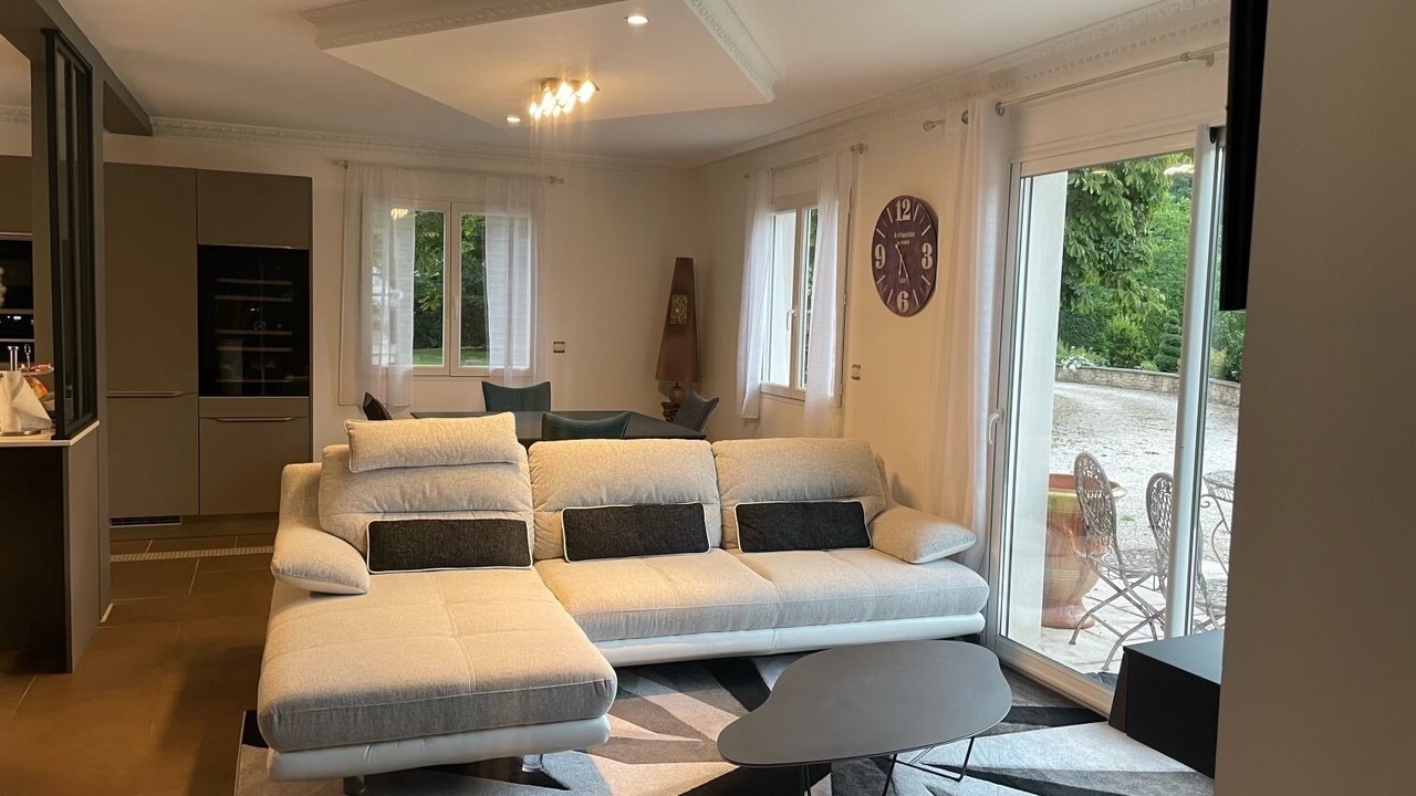 Photo of Livingroom in Entre-deux-Guiers