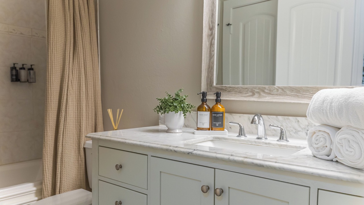 Photo of Bathroom in Seven Coves