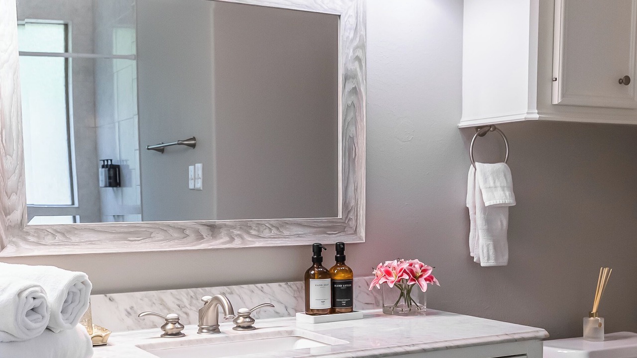Photo of Bathroom in Seven Coves