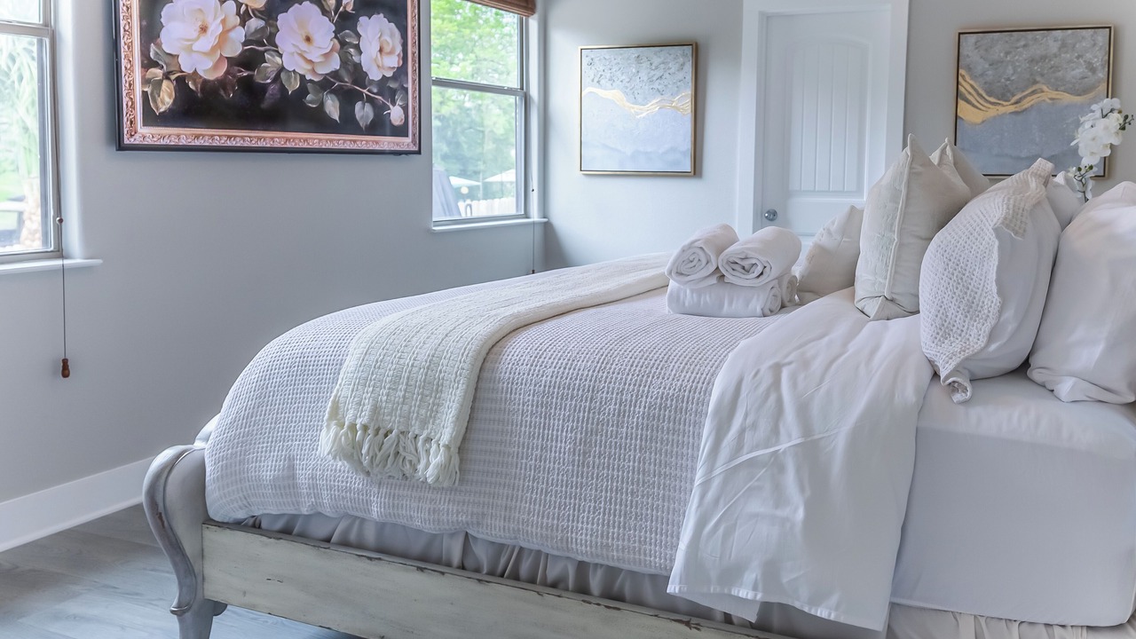 Photo of Bedroom in Seven Coves