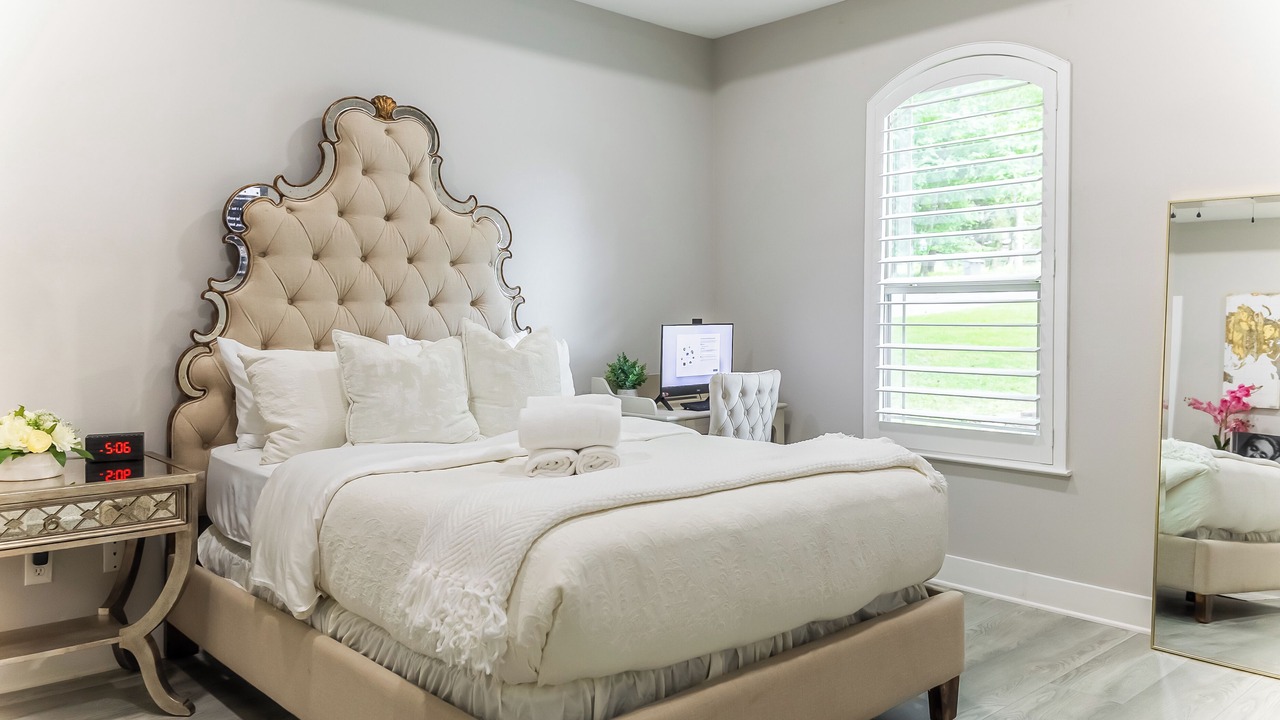 Photo of Bedroom in Seven Coves