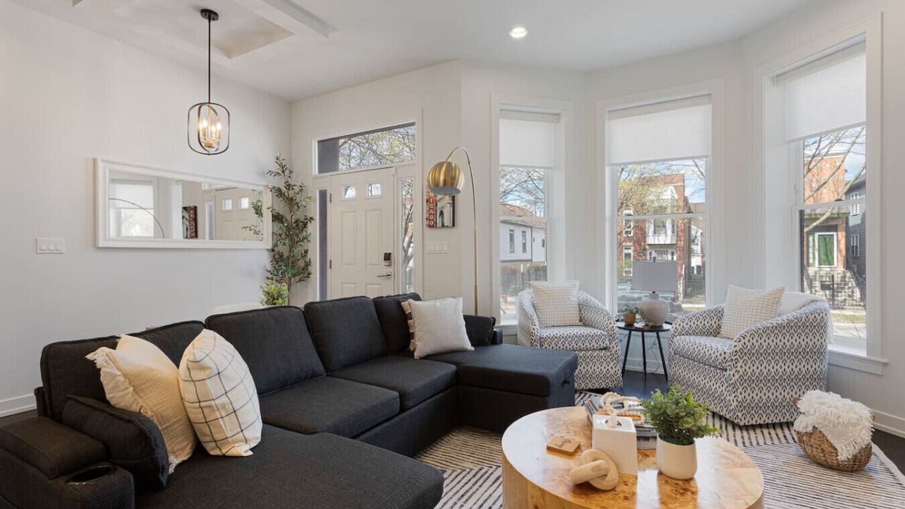 Photo of Livingroom in The Gap