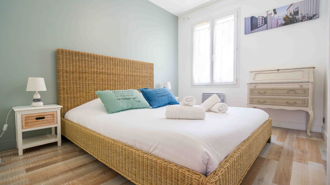 Photo of Bedroom in Gujan-Mestras