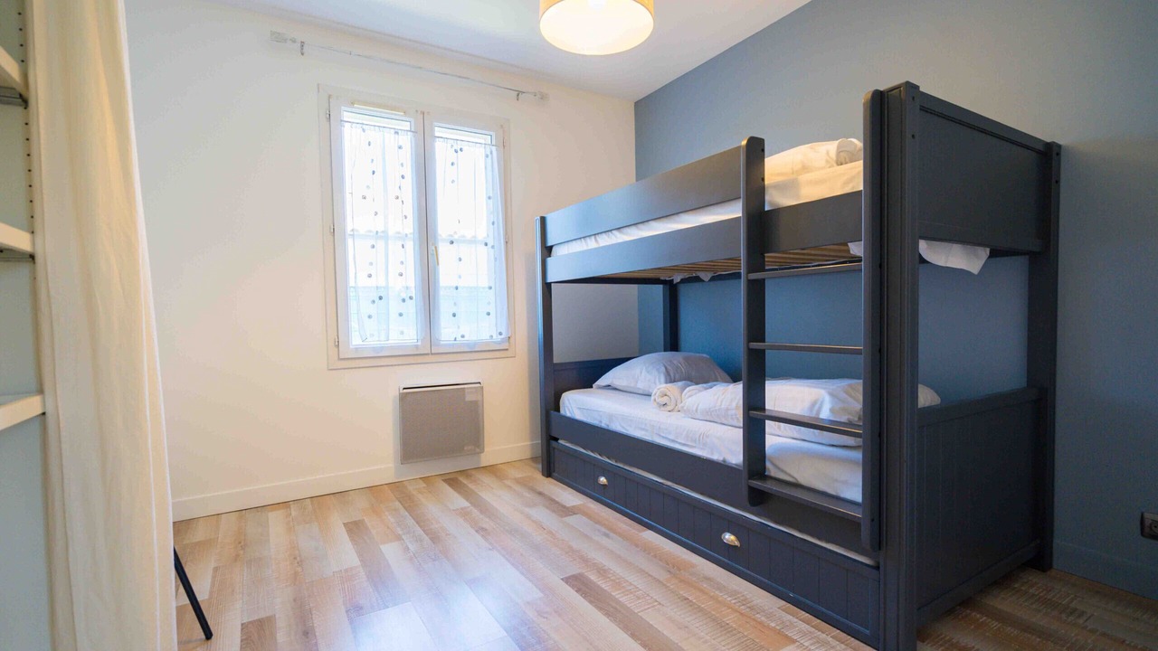 Photo of Bedroom in Gujan-Mestras