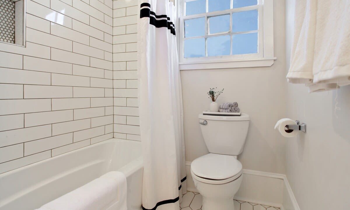 Photo of Bathroom in Uptown Historic District