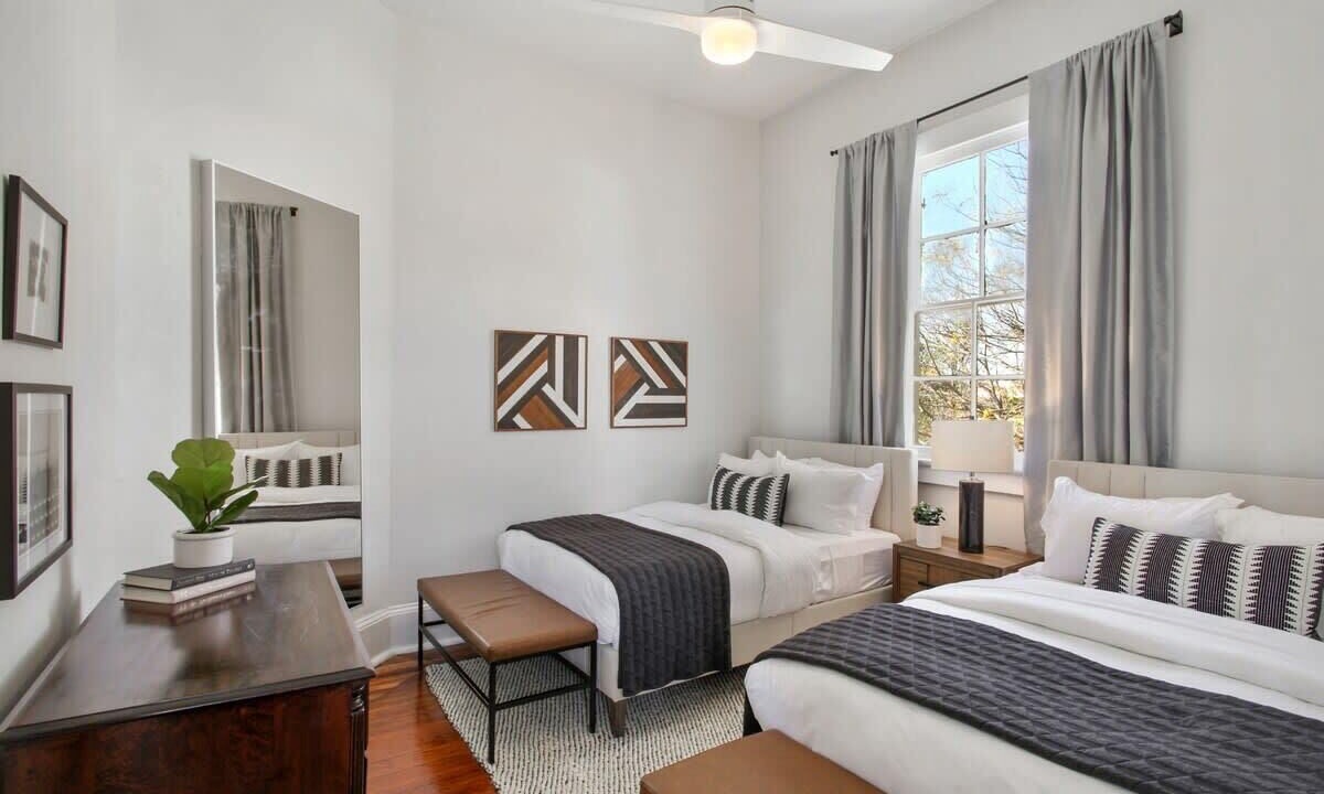 Photo of Bedroom in Uptown Historic District