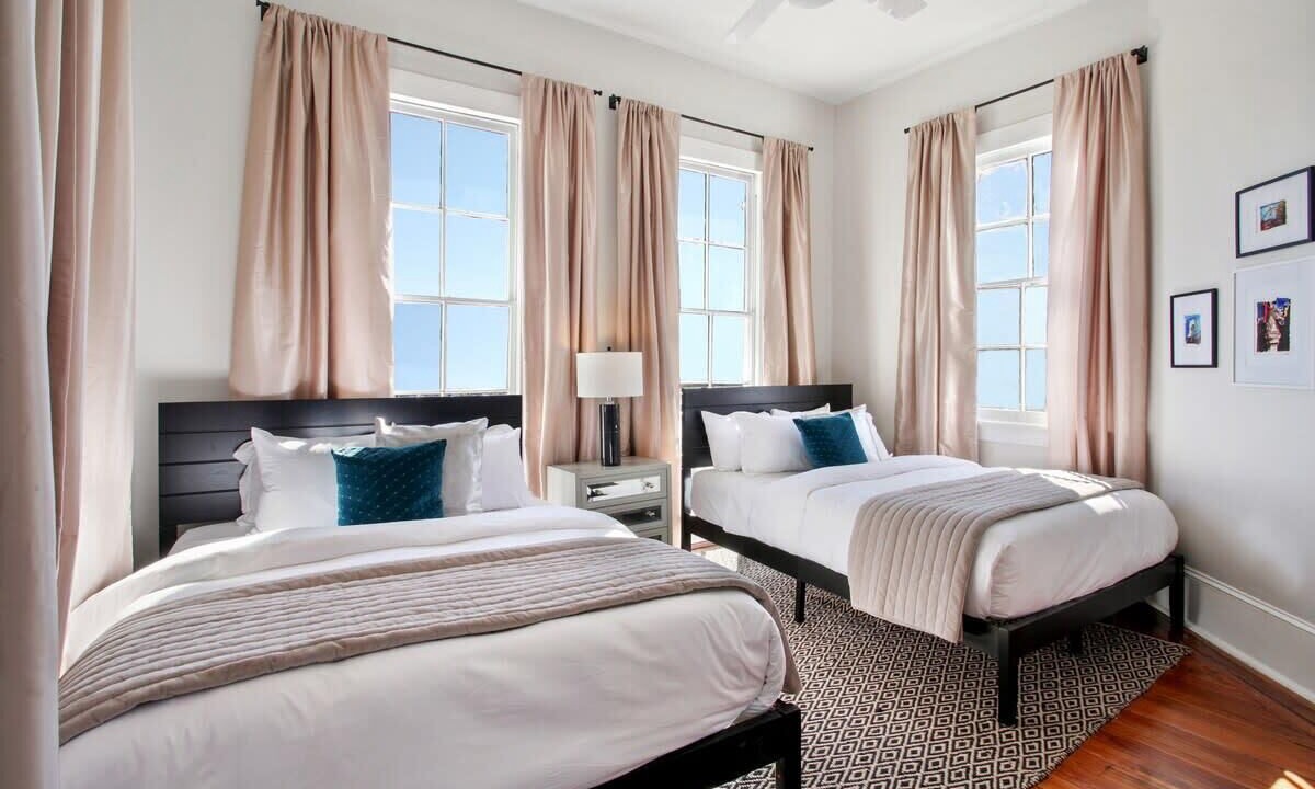 Photo of Bedroom in Uptown Historic District