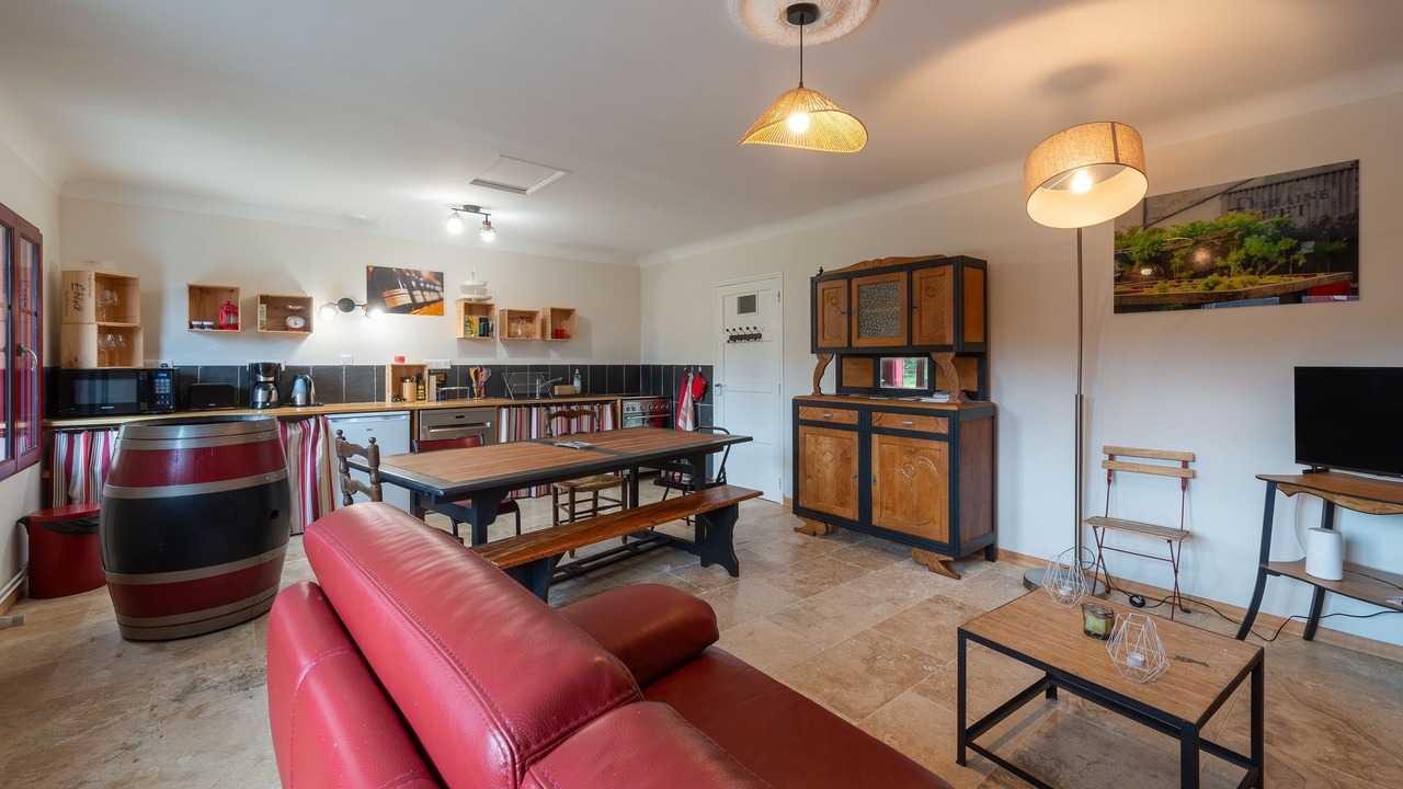 Photo of Livingroom in Saint-Cyr-en-Bourg