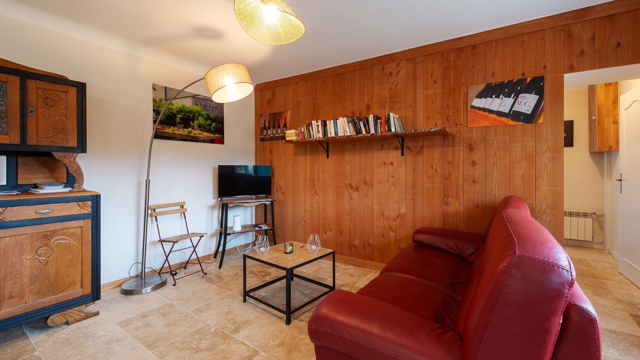 Photo of Livingroom in Saint-Cyr-en-Bourg