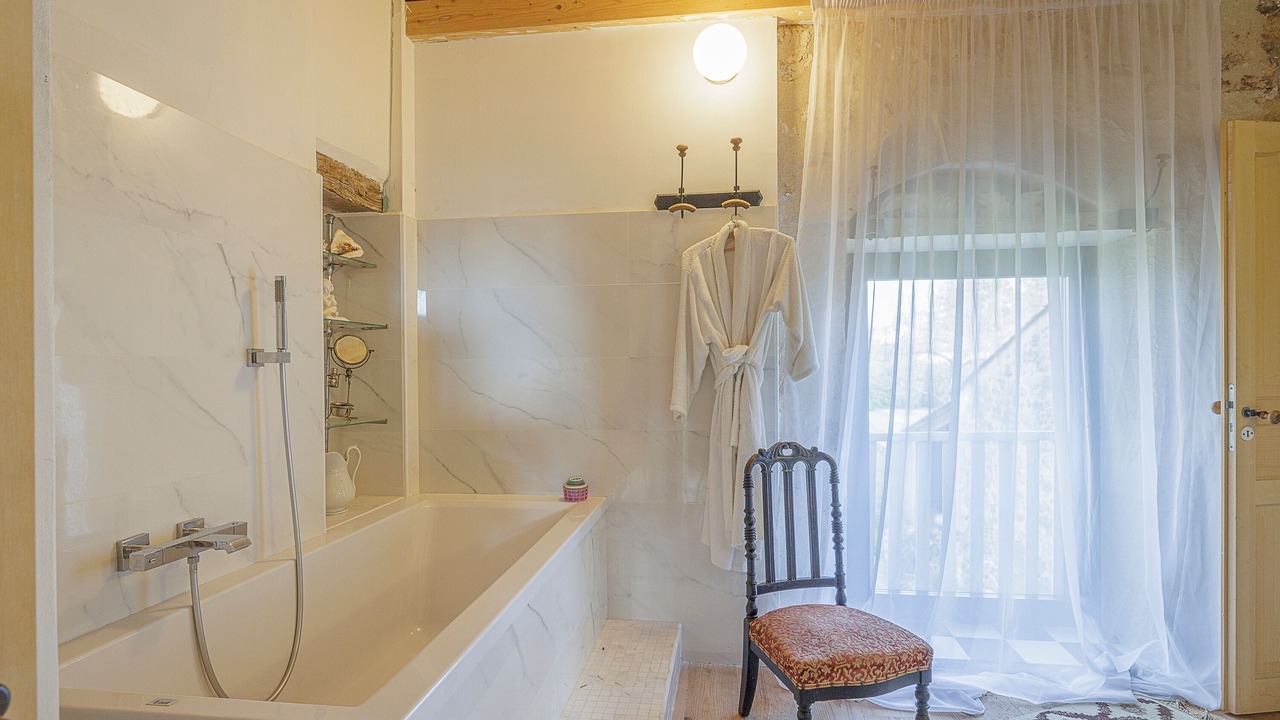 Photo of Bathroom in Jugazan