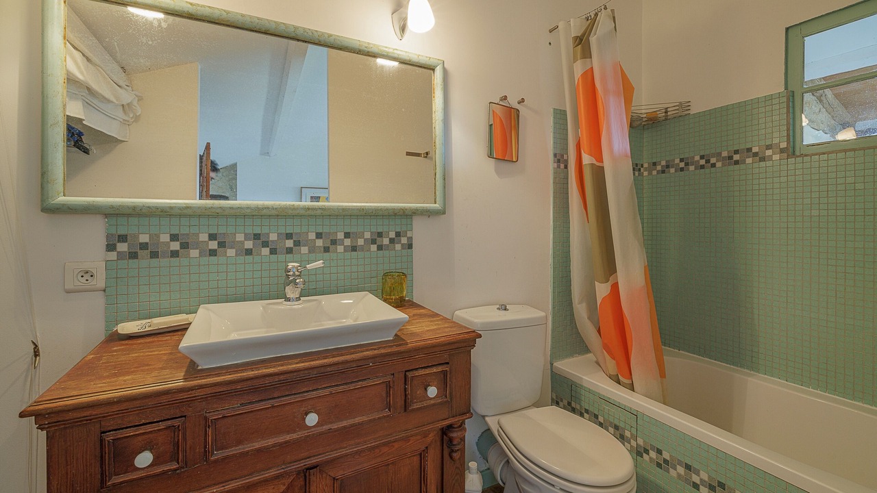 Photo of Bathroom in Jugazan