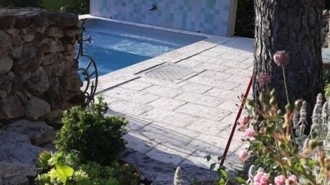 Photo of Outdoor in Jugazan