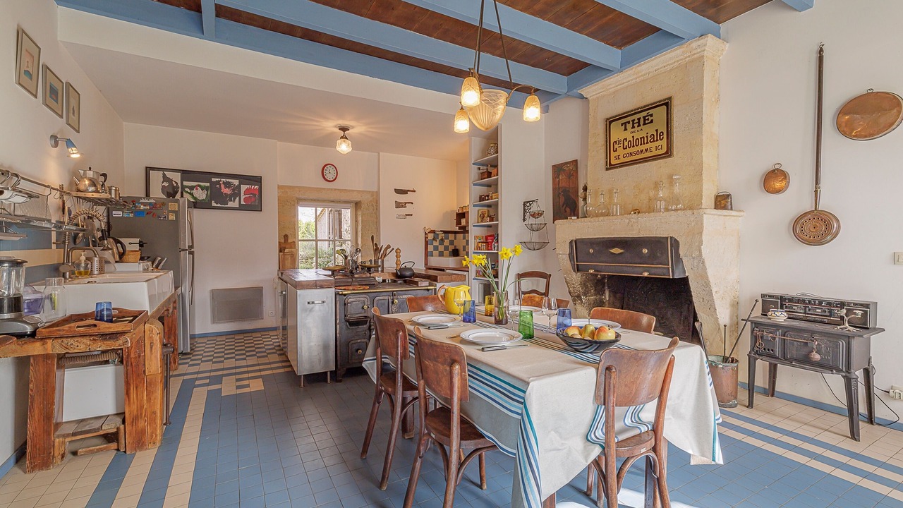 Photo of Others in Jugazan