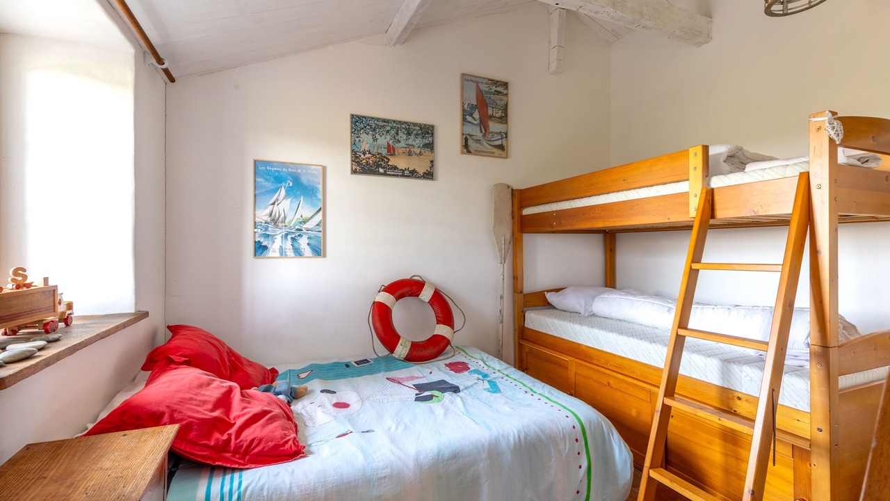 Photo of Bedroom in Bouin