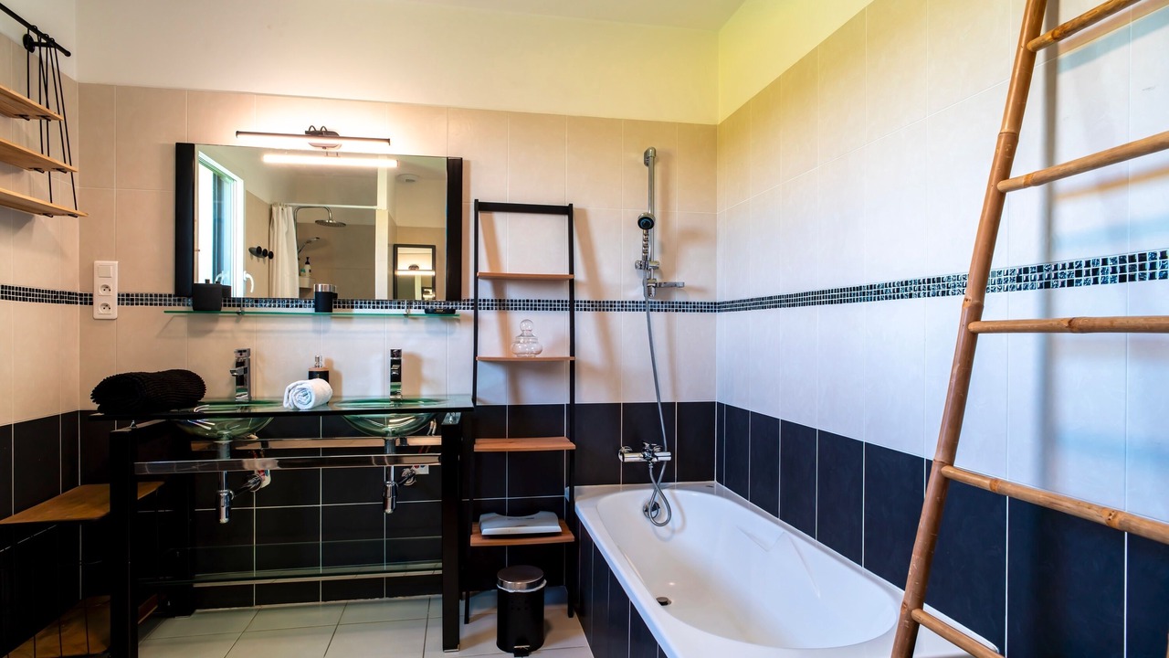 Photo of Bathroom in Plomodiern