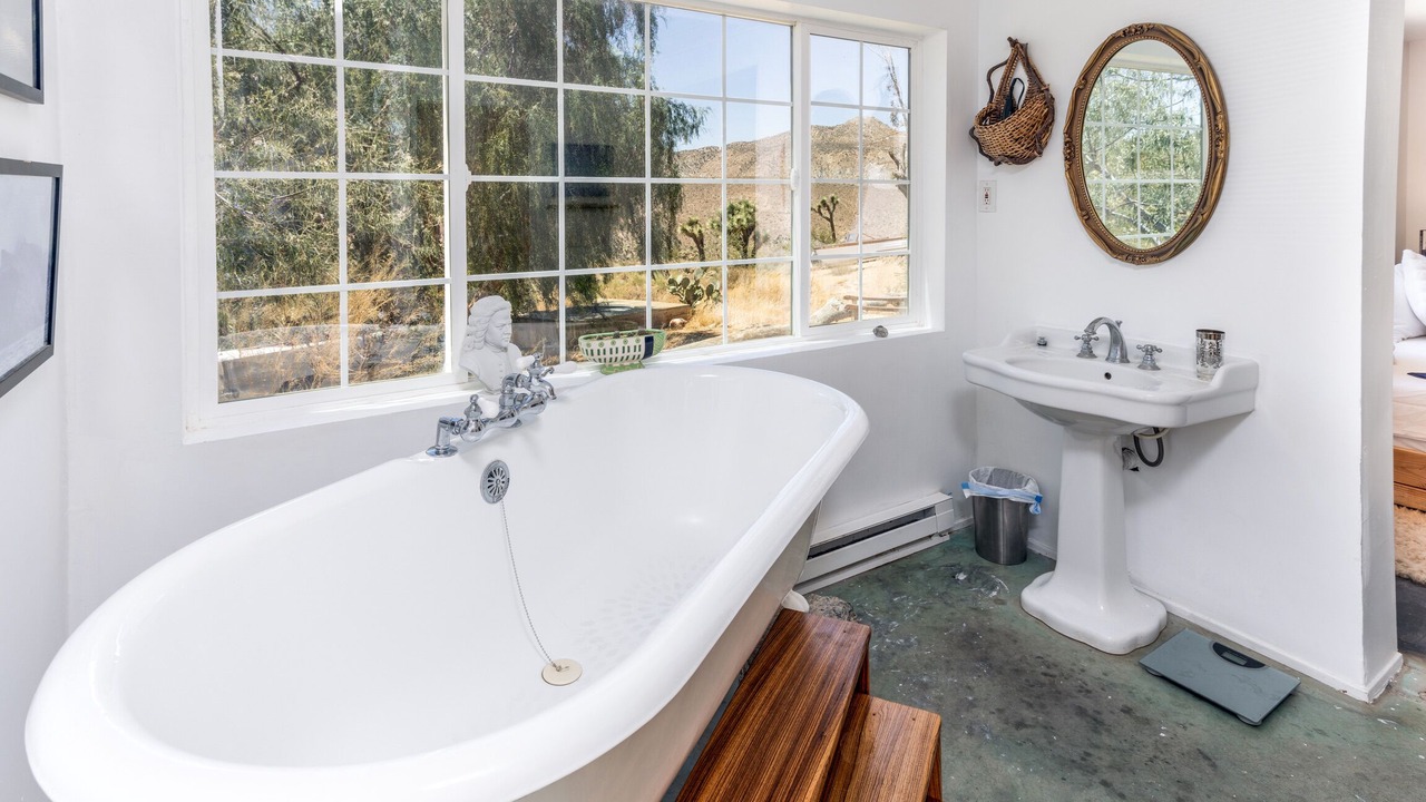 Photo of Bathroom in Morongo Valley