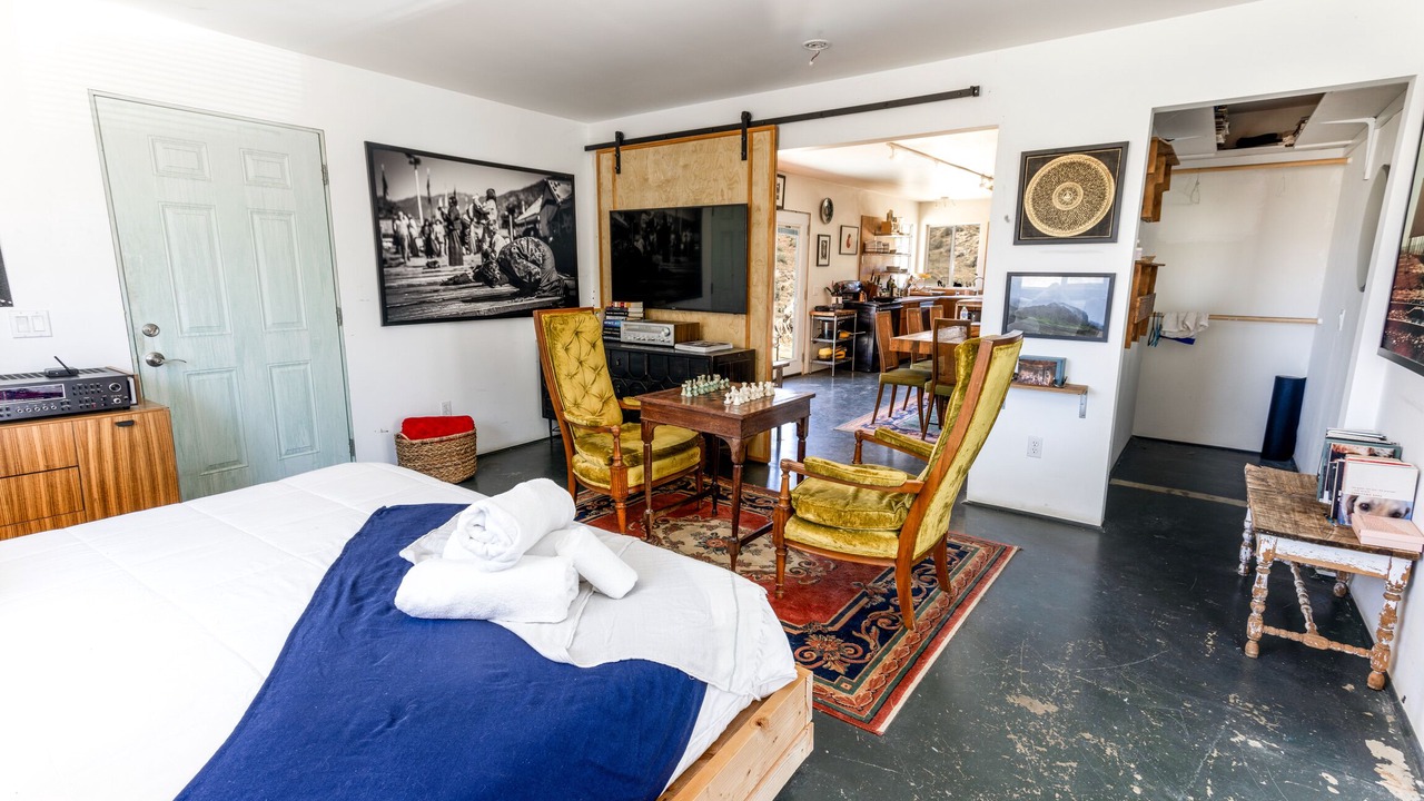 Photo of Bedroom in Morongo Valley