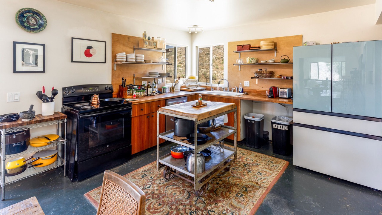 Photo of Kitchen in Morongo Valley