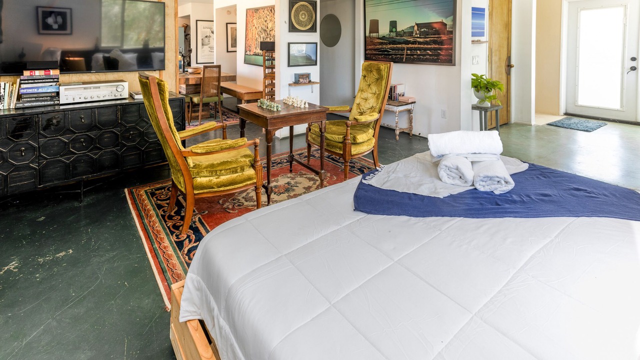 Photo of Bedroom in Morongo Valley