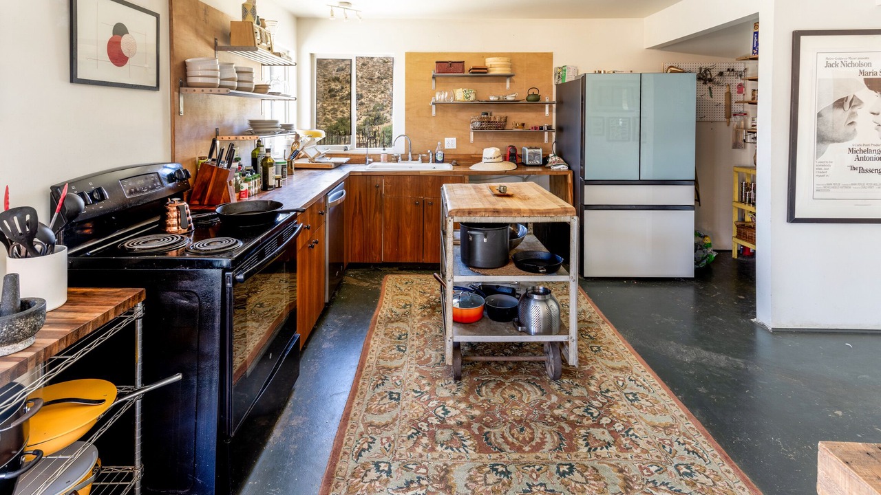 Photo of Kitchen in Morongo Valley