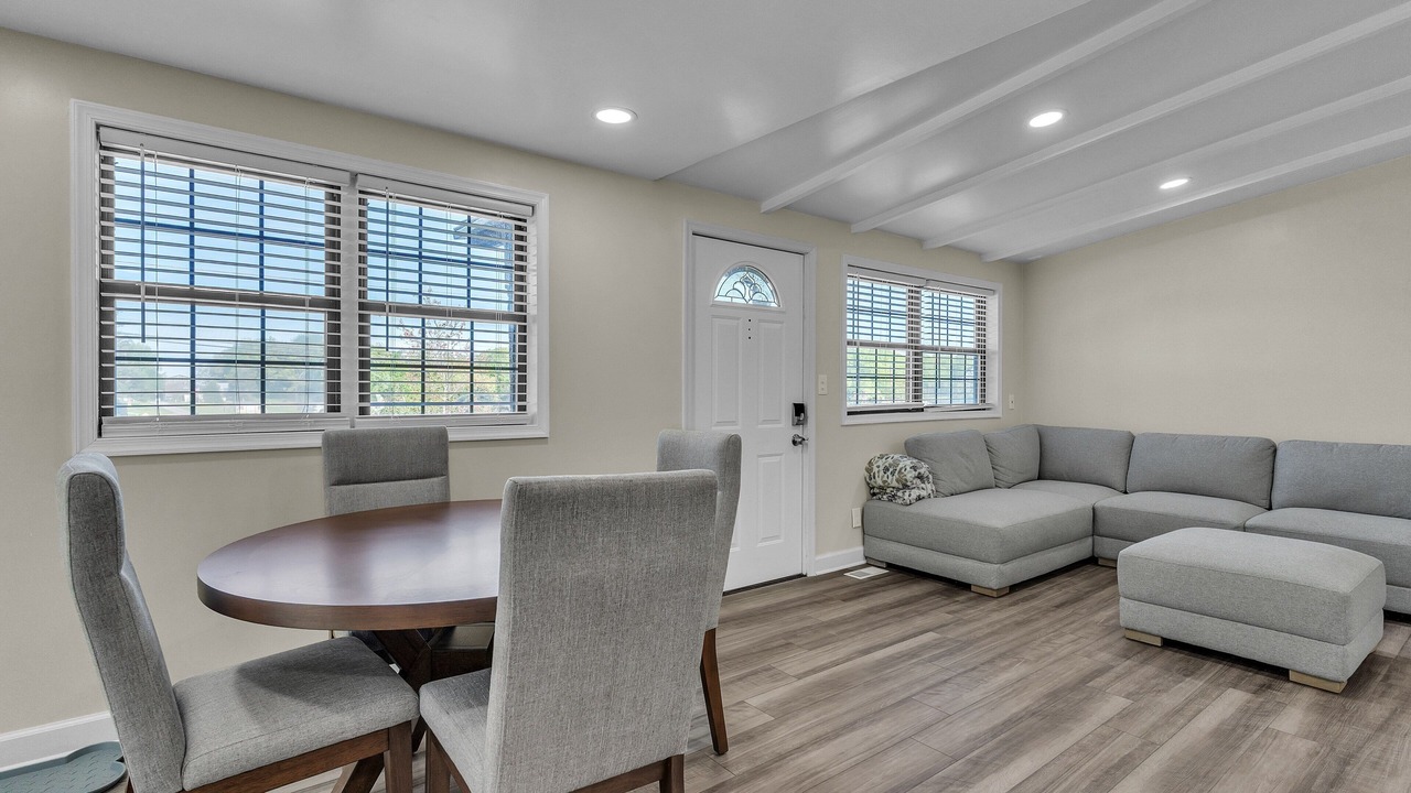 Photo of Bedroom in Barstow