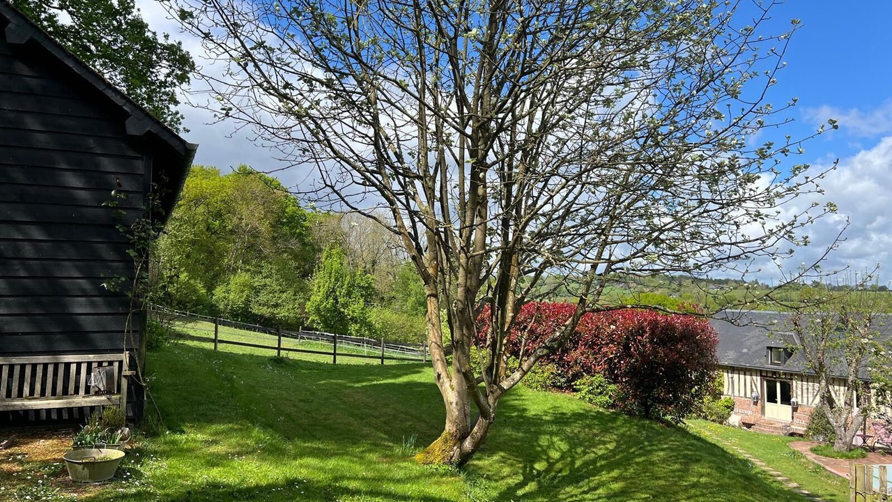 Photo of Outdoor in Saint-Pierre-de-Cormeilles