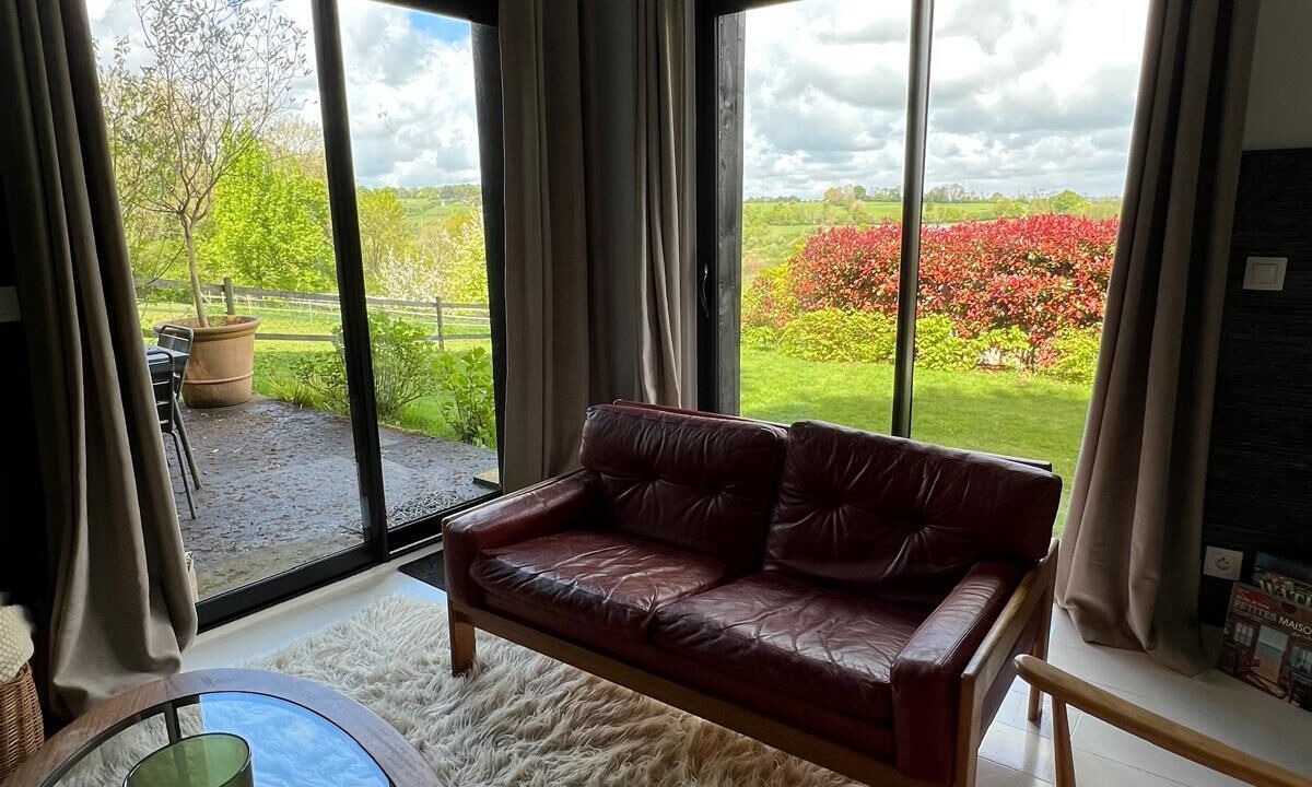 Photo of Livingroom in Saint-Pierre-de-Cormeilles