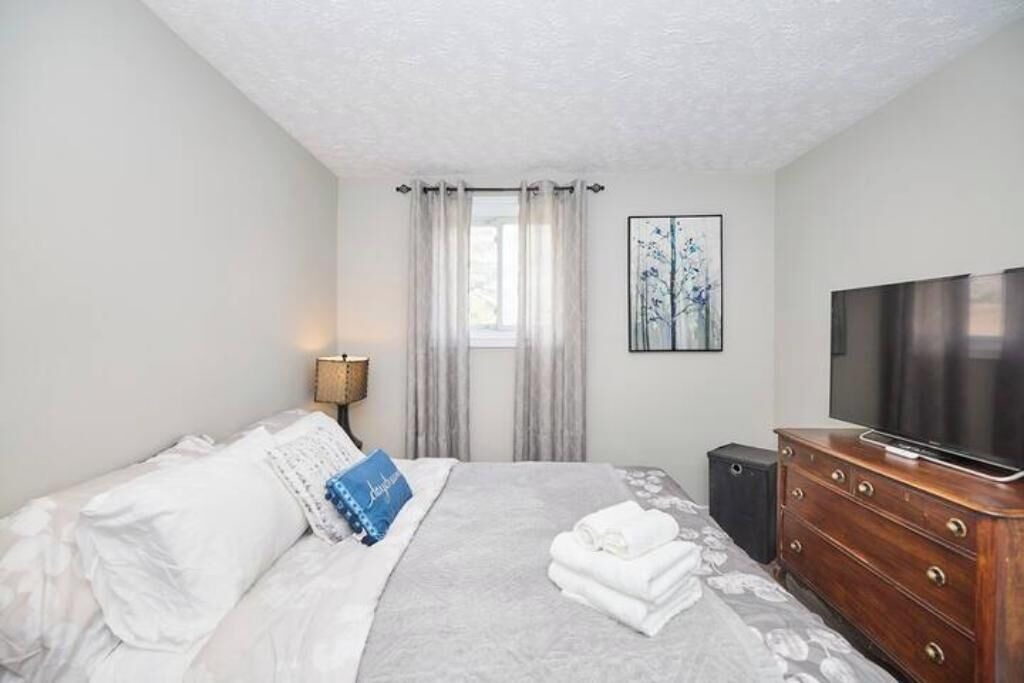 Photo of Bedroom in Niagara Falls