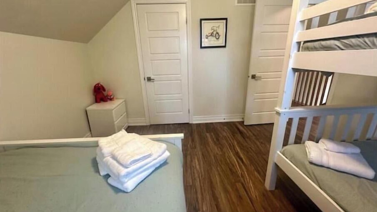 Photo of Bedroom in Niagara Falls
