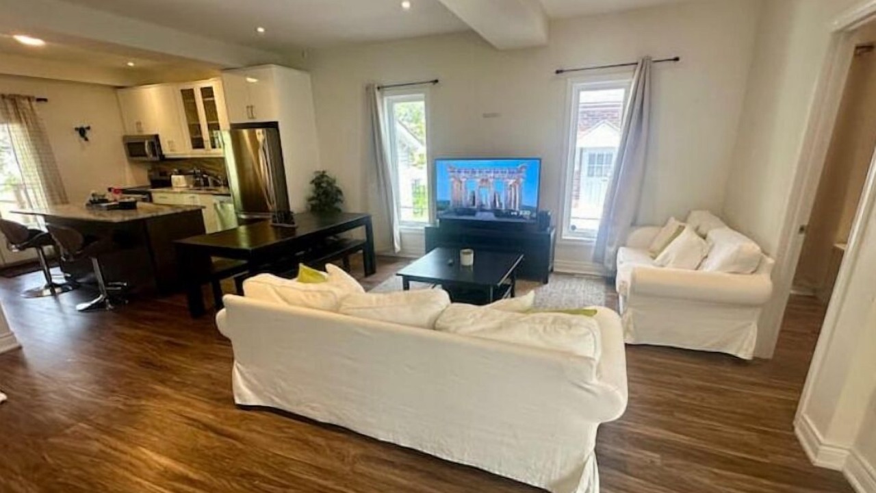 Photo of Livingroom in Niagara Falls