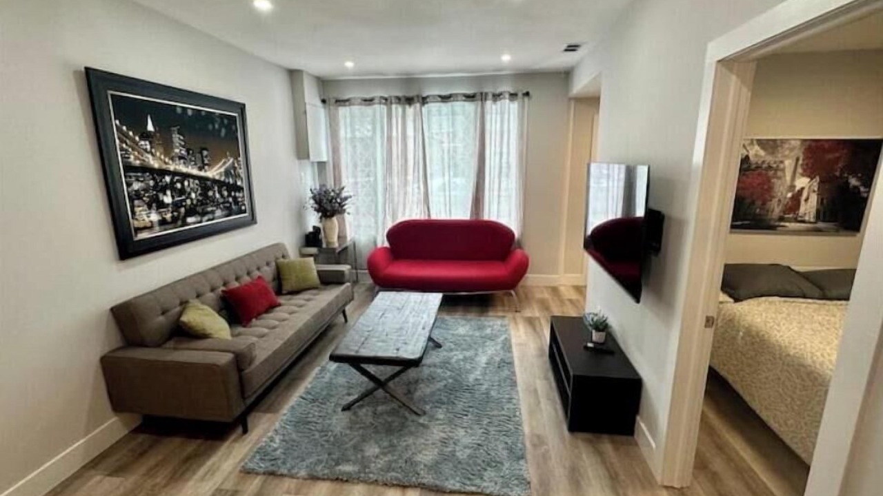 Photo of Livingroom in Niagara Falls