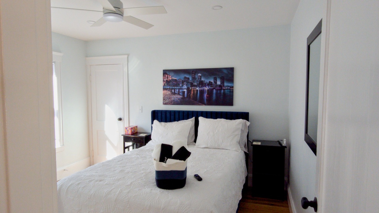 Photo of Bedroom in Brook Farm