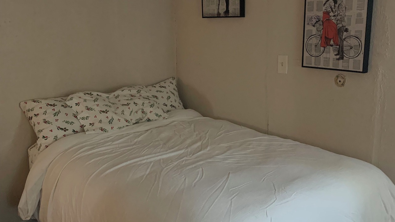 Photo of Bedroom in Crystal City
