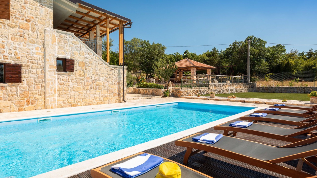 Photo of Others in Oklaj
