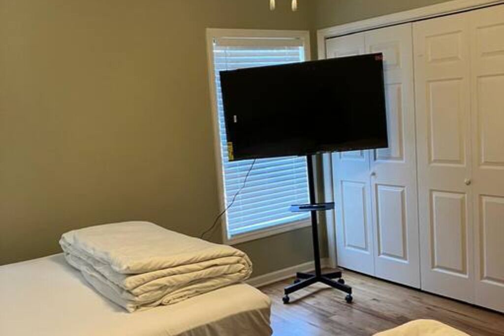 Photo of Bedroom in Lake Hopatcong