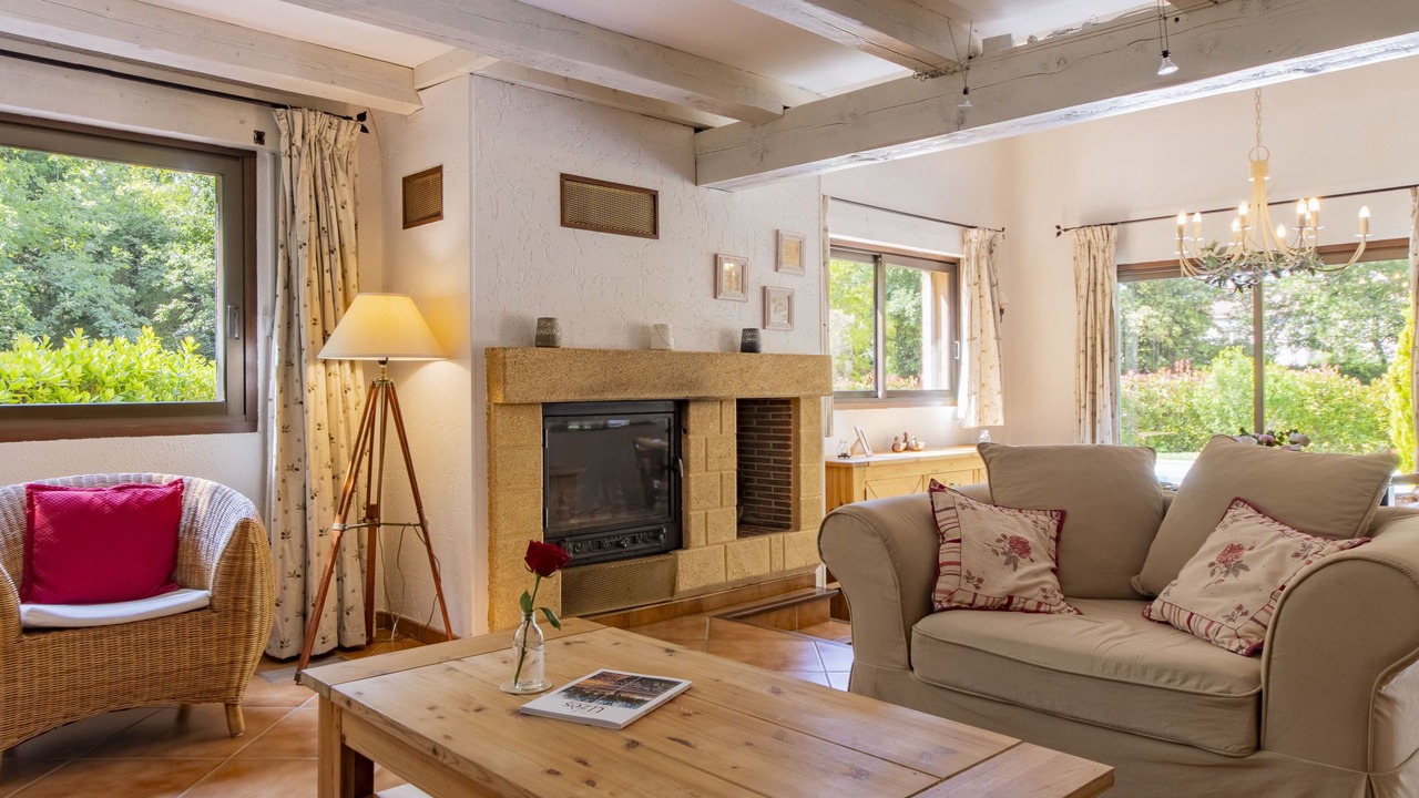 Photo of Livingroom in Saint-Siffret