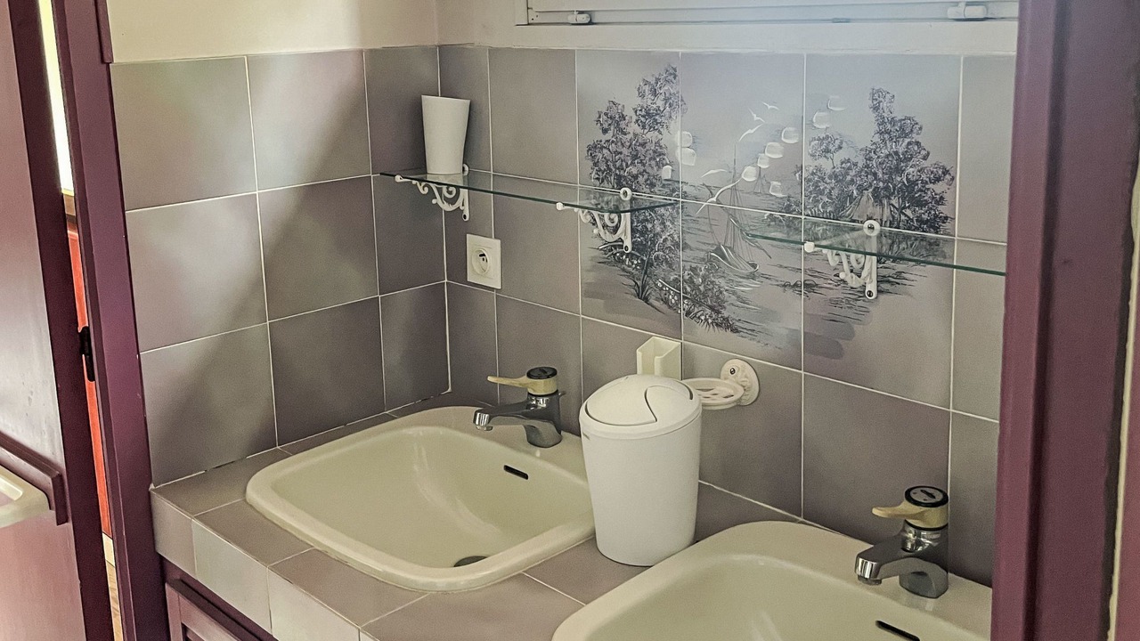 Photo of Bathroom in Saint-Siffret