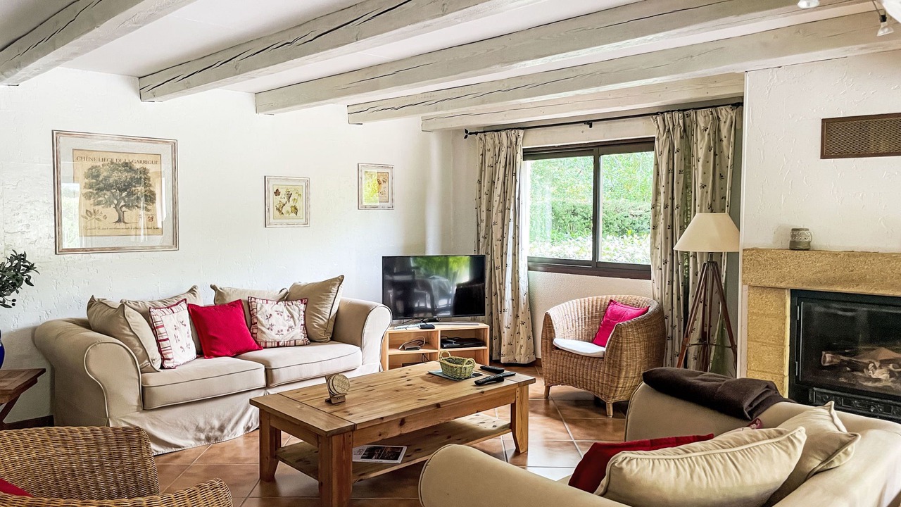 Photo of Livingroom in Saint-Siffret