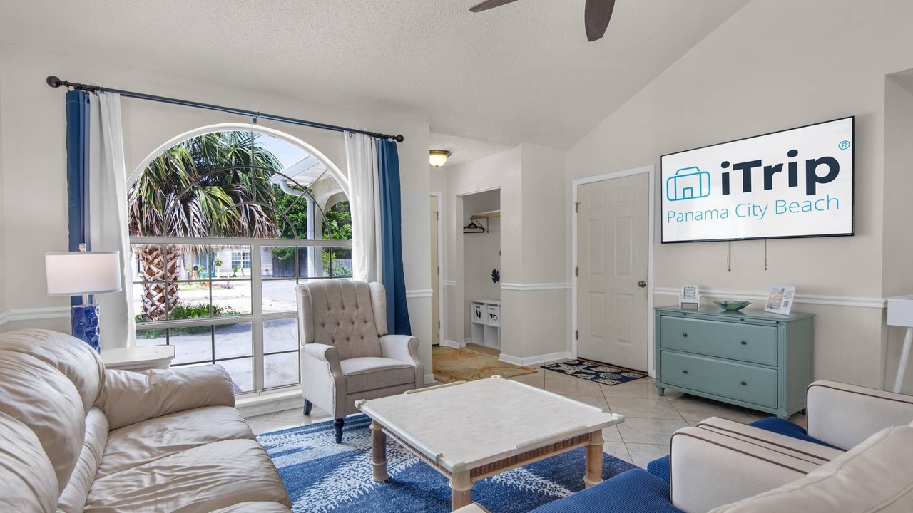 Photo of Bedroom in El Centro Beach