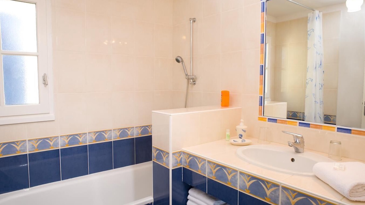 Photo of Bathroom in Saint-Jean-de-Monts