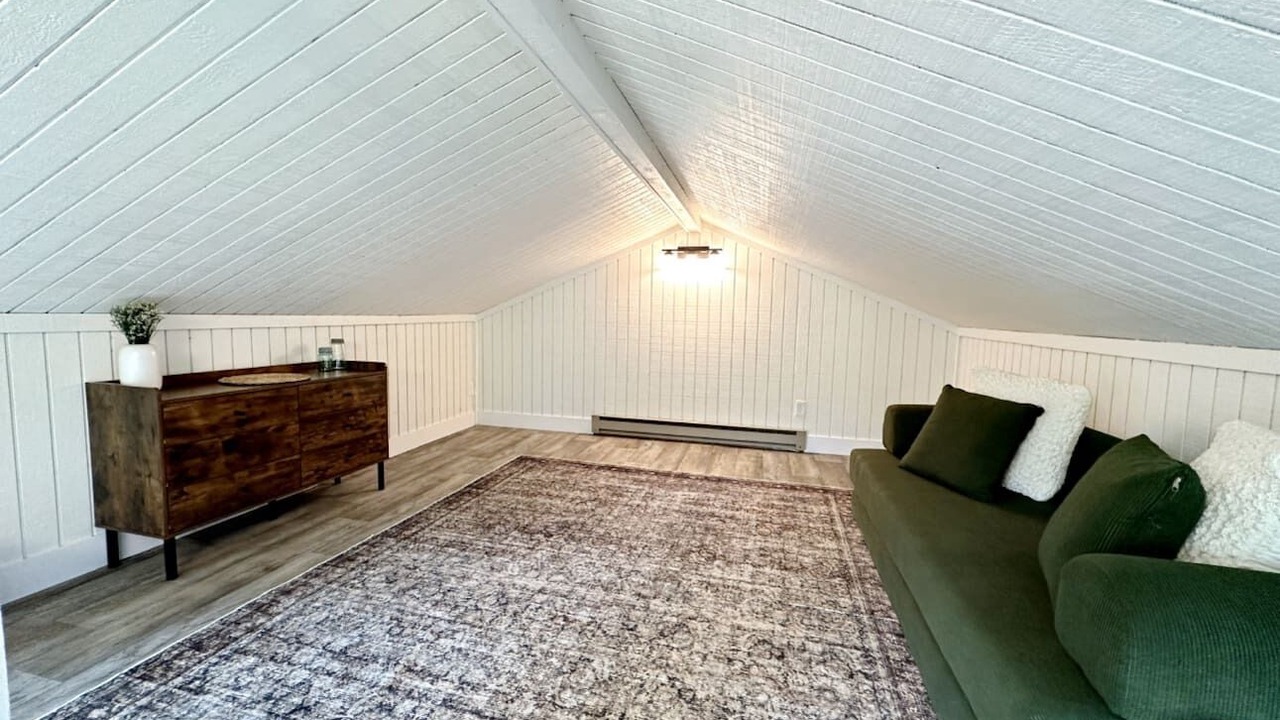 Photo of Livingroom in Hill City
