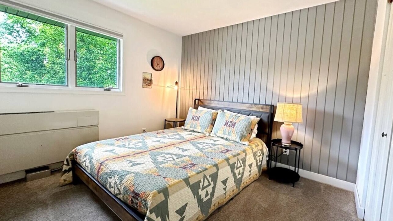 Photo of Bedroom in Hill City
