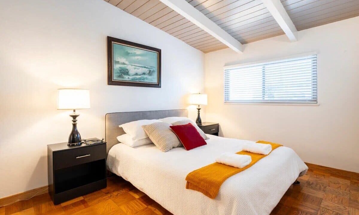 Photo of Bathroom in Tennyson - Alquire