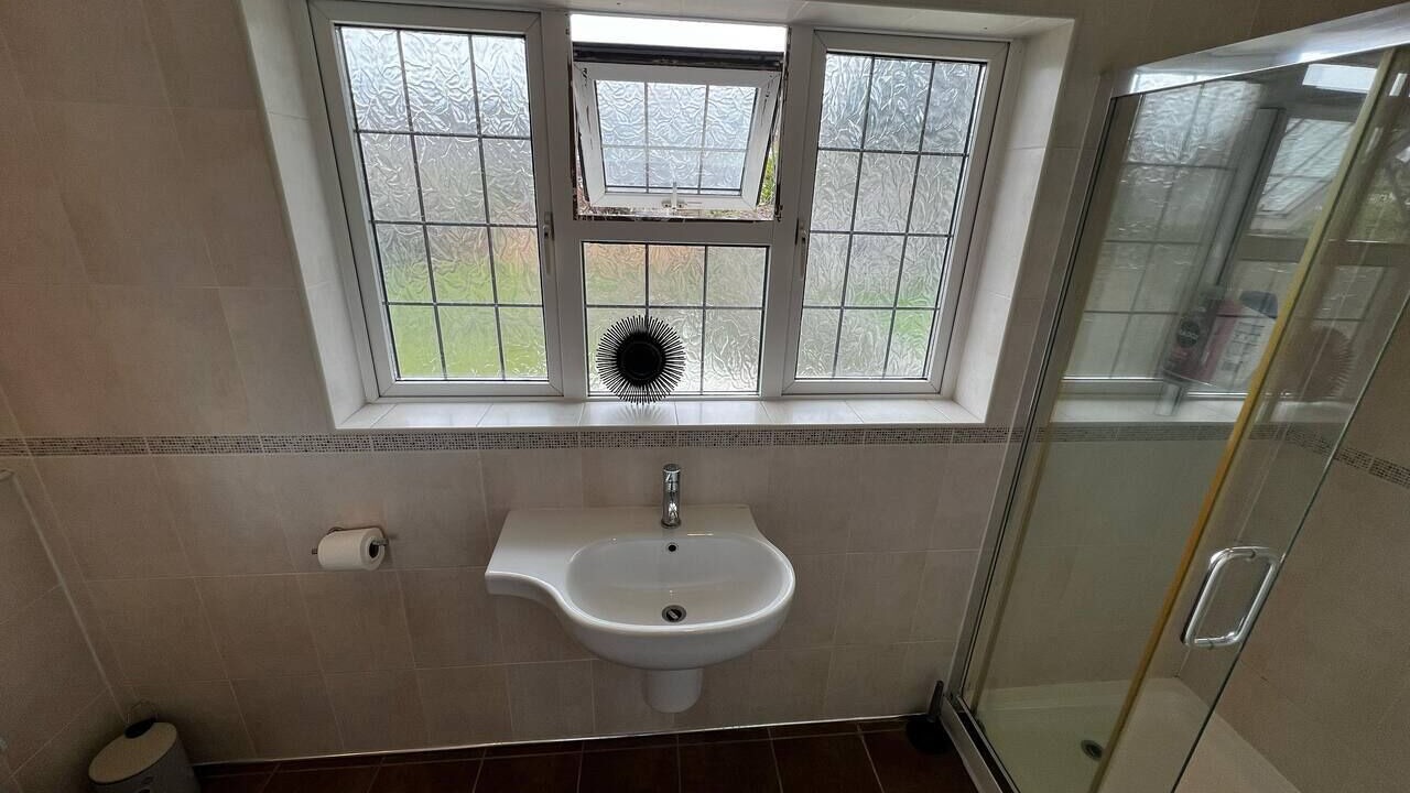 Photo of Others in Luton